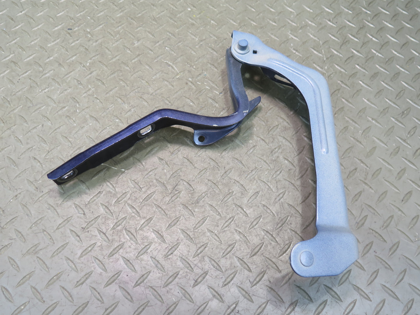 2014-2021 Maserati Quattroporte M156 Front Left & Right Hood Bonnet Hinge Set