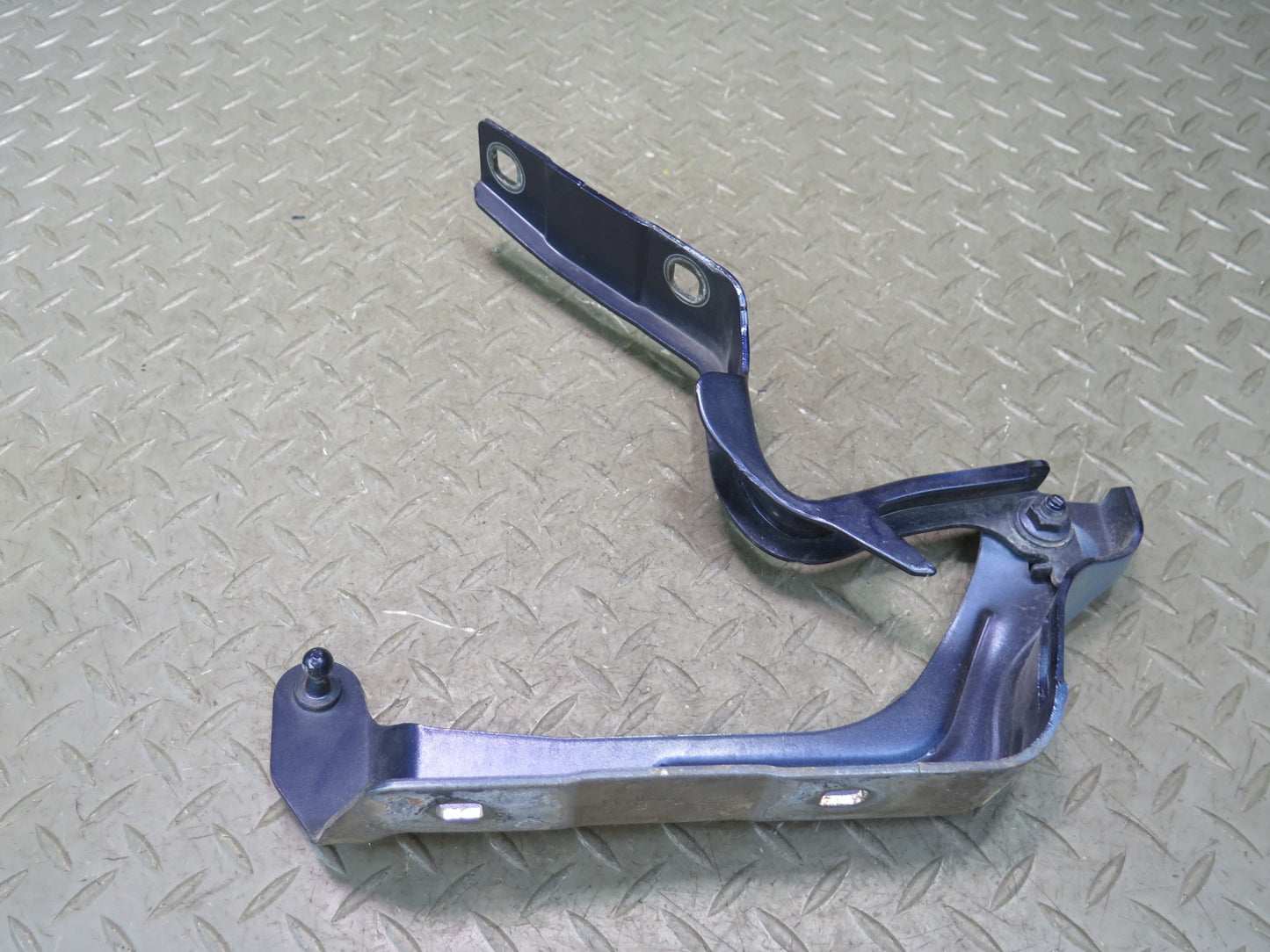 2014-2021 Maserati Quattroporte M156 Front Left & Right Hood Bonnet Hinge Set