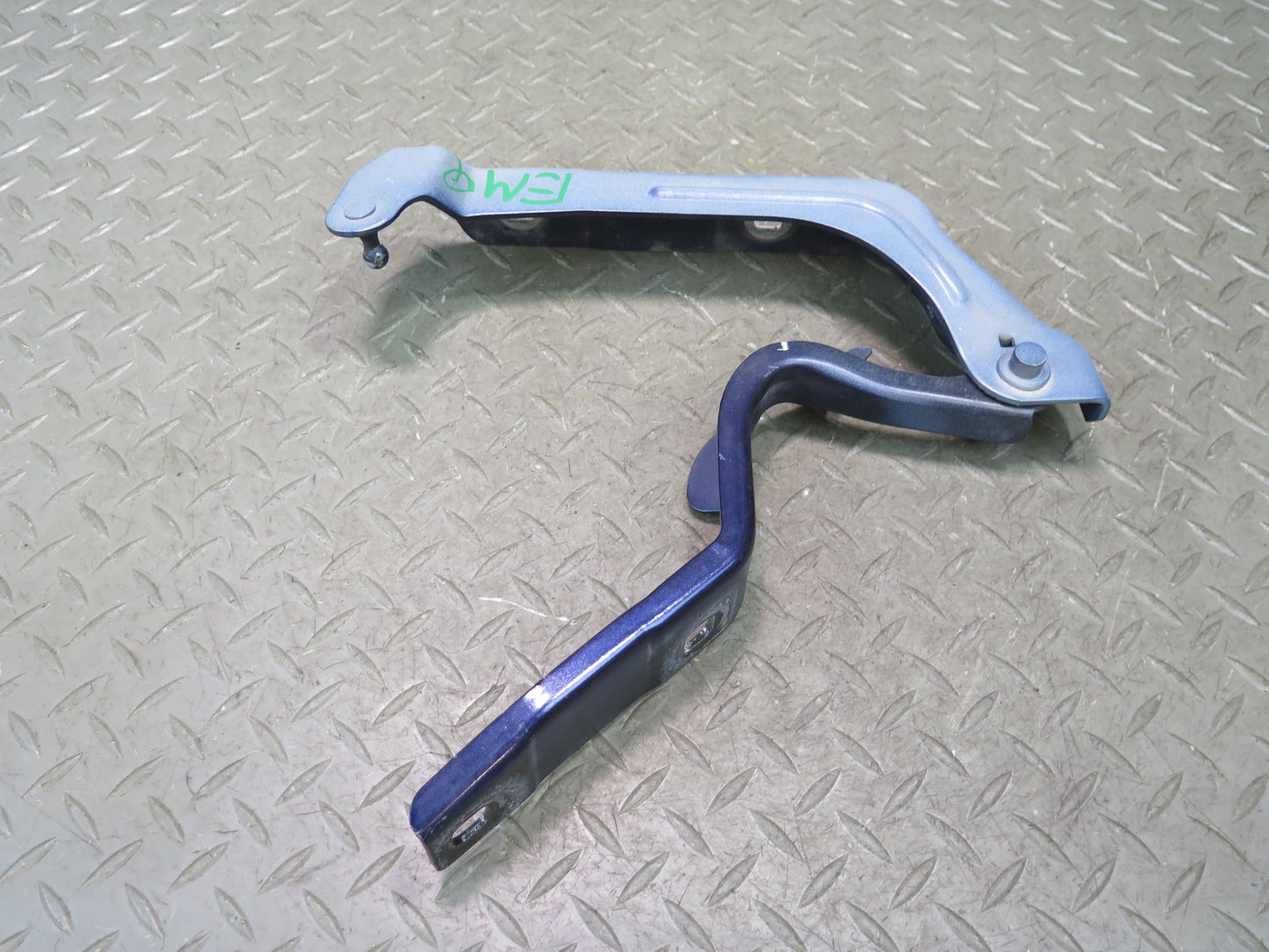 2014-2021 Maserati Quattroporte M156 Front Left & Right Hood Bonnet Hinge Set