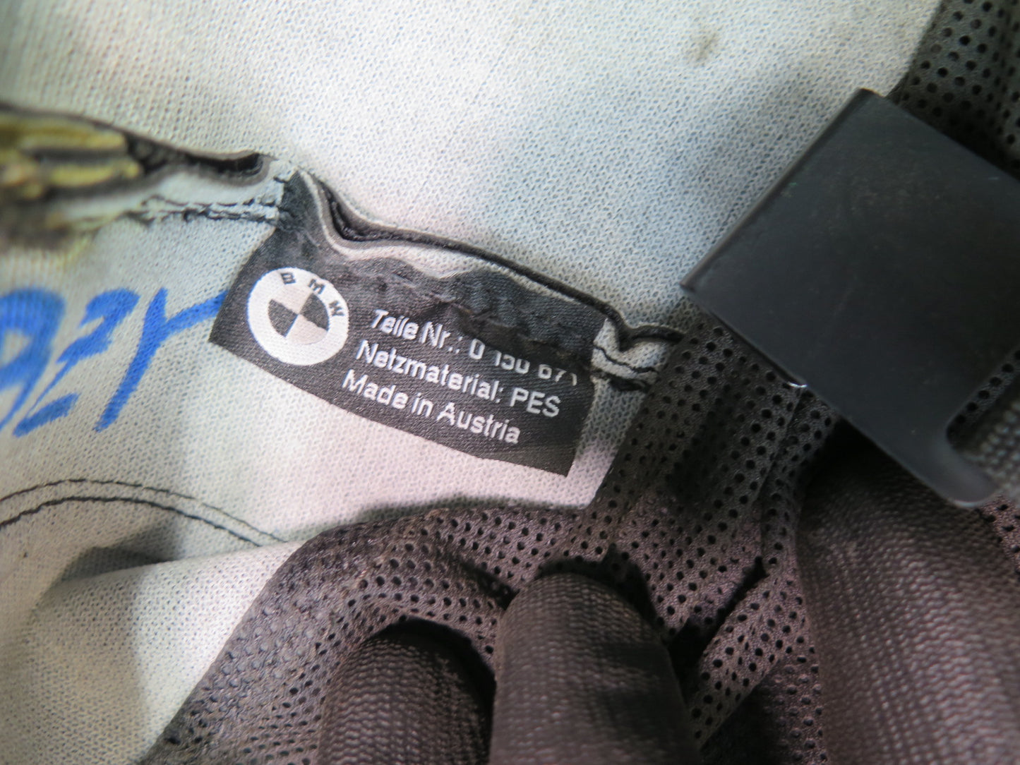 03-08 BMW E85 Z4 Roadster Wind Deflector Screen 0150671 OEM