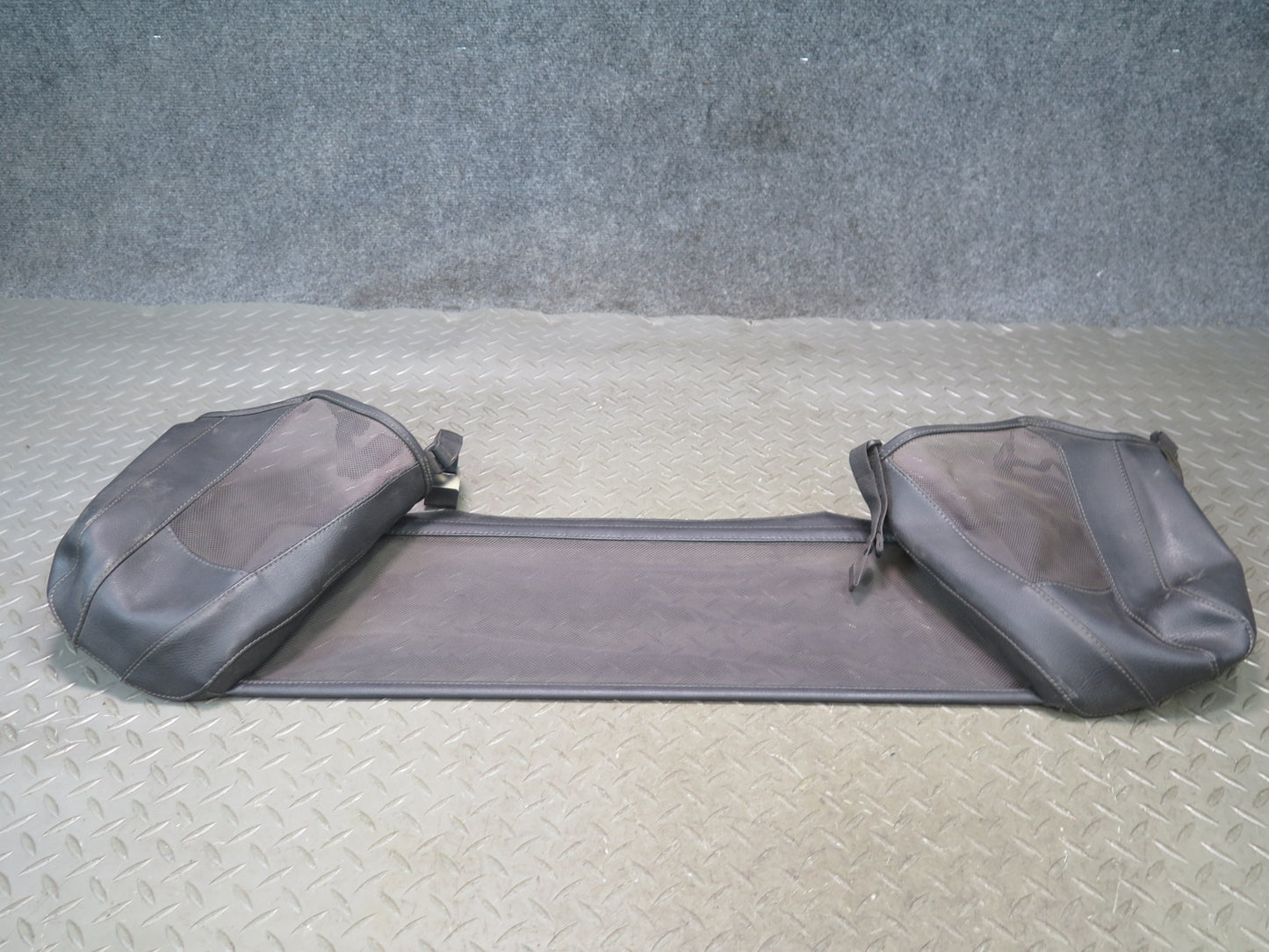 03-08 BMW E85 Z4 Roadster Wind Deflector Screen 0150671 OEM
