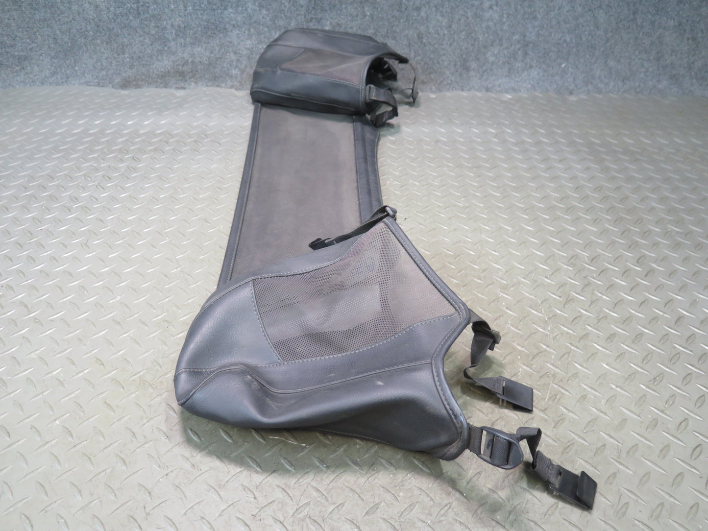 03-08 BMW E85 Z4 Roadster Wind Deflector Screen 0150671 OEM