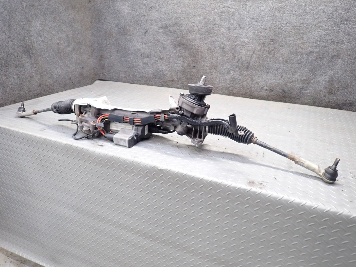 06-09 VW Golf MK5 R32 Power Steering Gear Rack & Pinion 1K1909144M