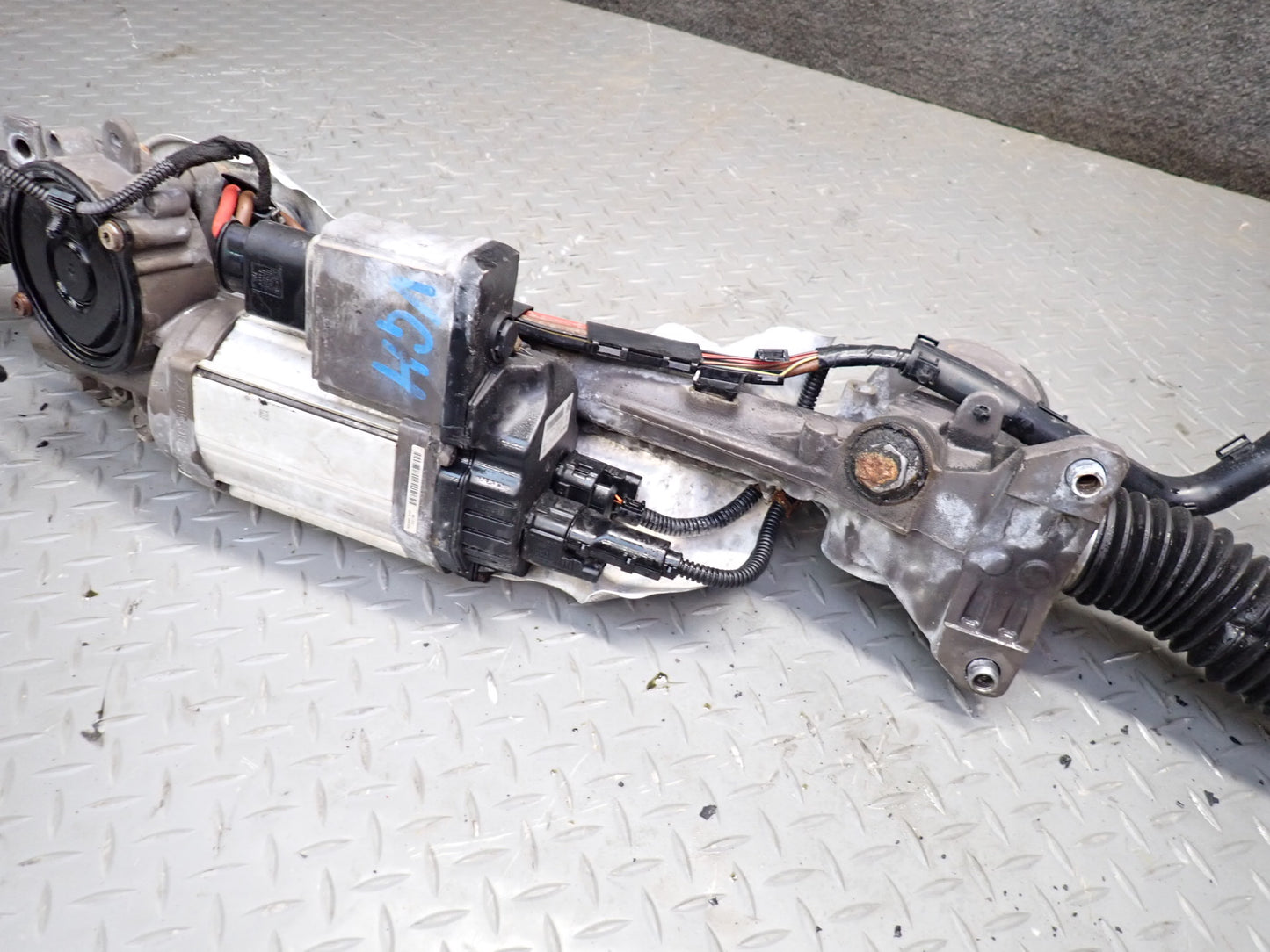 06-09 VW Golf MK5 R32 Power Steering Gear Rack & Pinion 1K1909144M