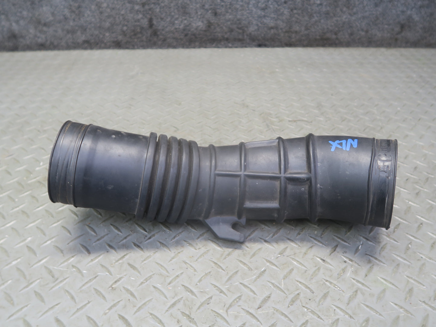 1996-1997 Lexus FZJ80L LX450 Air Intake Cleaner Hose Tube Duct 17881-66080