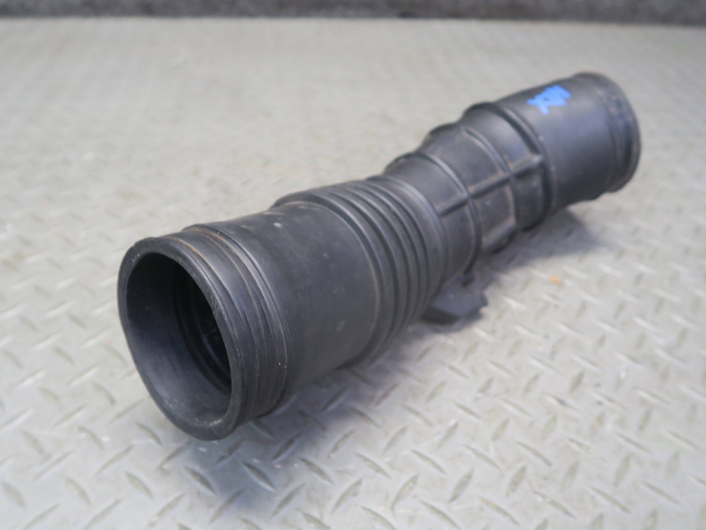 1996-1997 Lexus FZJ80L LX450 Air Intake Cleaner Hose Tube Duct 17881-66080