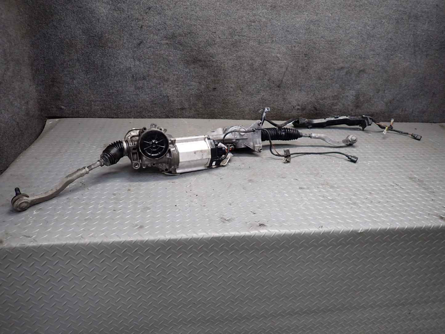 09-15 Audi TT S 8J Quattro Power Steering Rack AND Pinion 116K Miles OEM