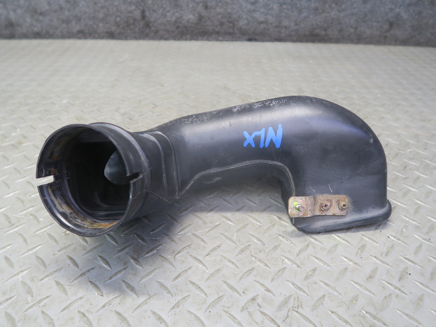 1996-1997 Lexus FZJ80L LX450 Air Intake Cleaner Hose Tube Duct 53207-60120