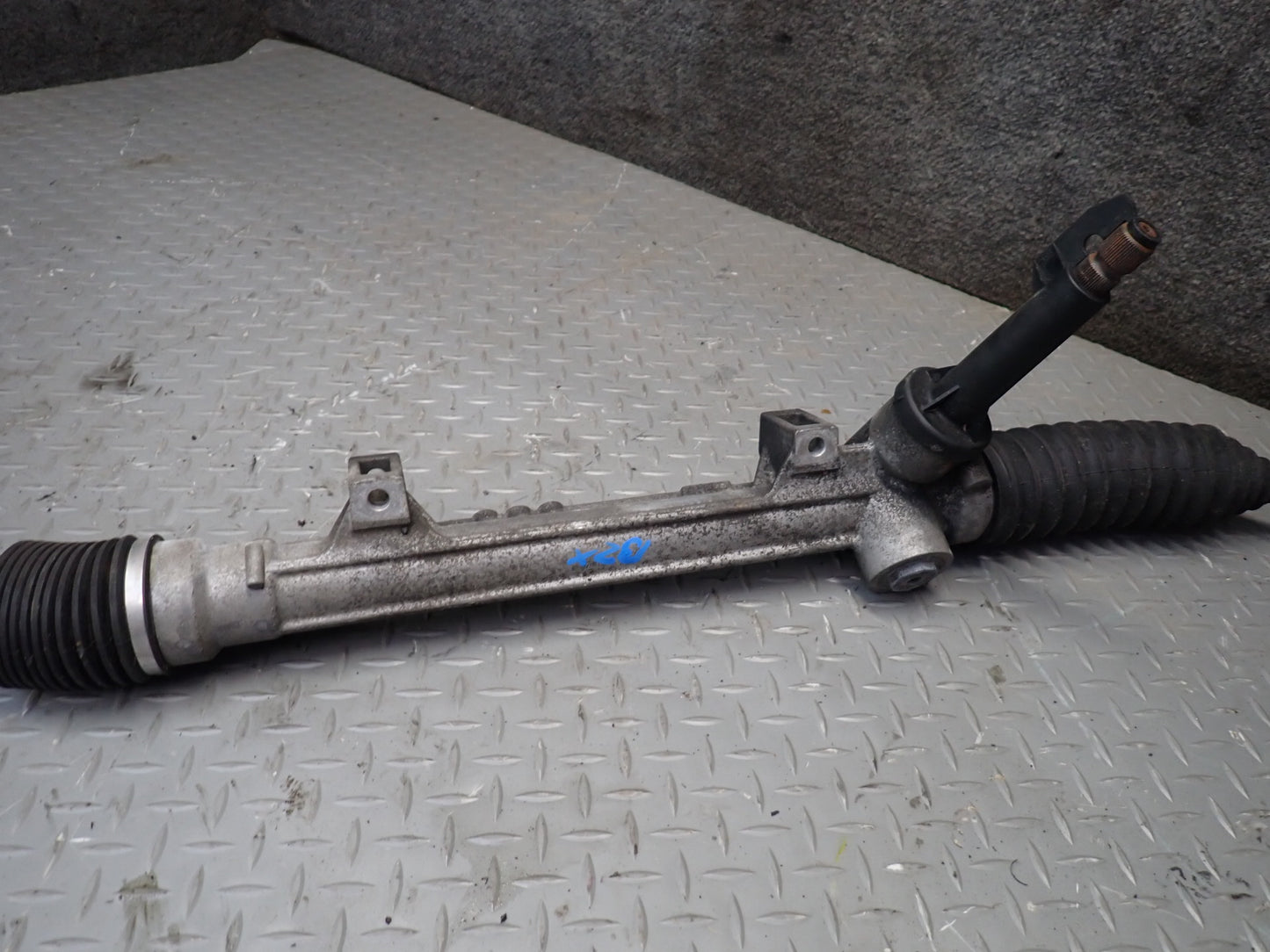 03-08 BMW E86 E85 Z4 Power Steering Rack & Pinion 6762491 OEM