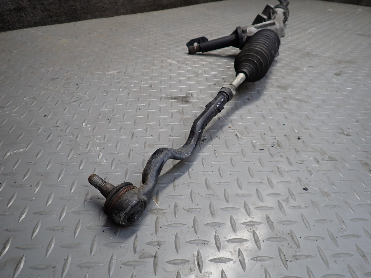 03-08 BMW E86 E85 Z4 Power Steering Rack & Pinion 6762491 OEM