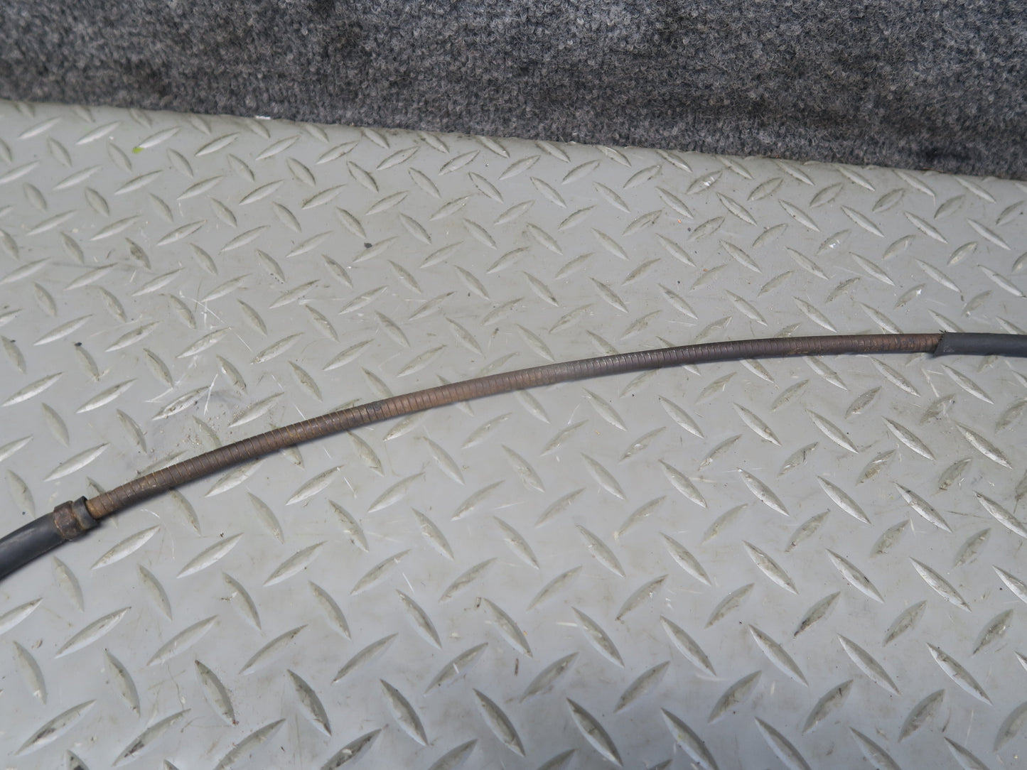 1996-1997 Lexus FZJ80L LX450 Gas Acceleration Pedal Cable
