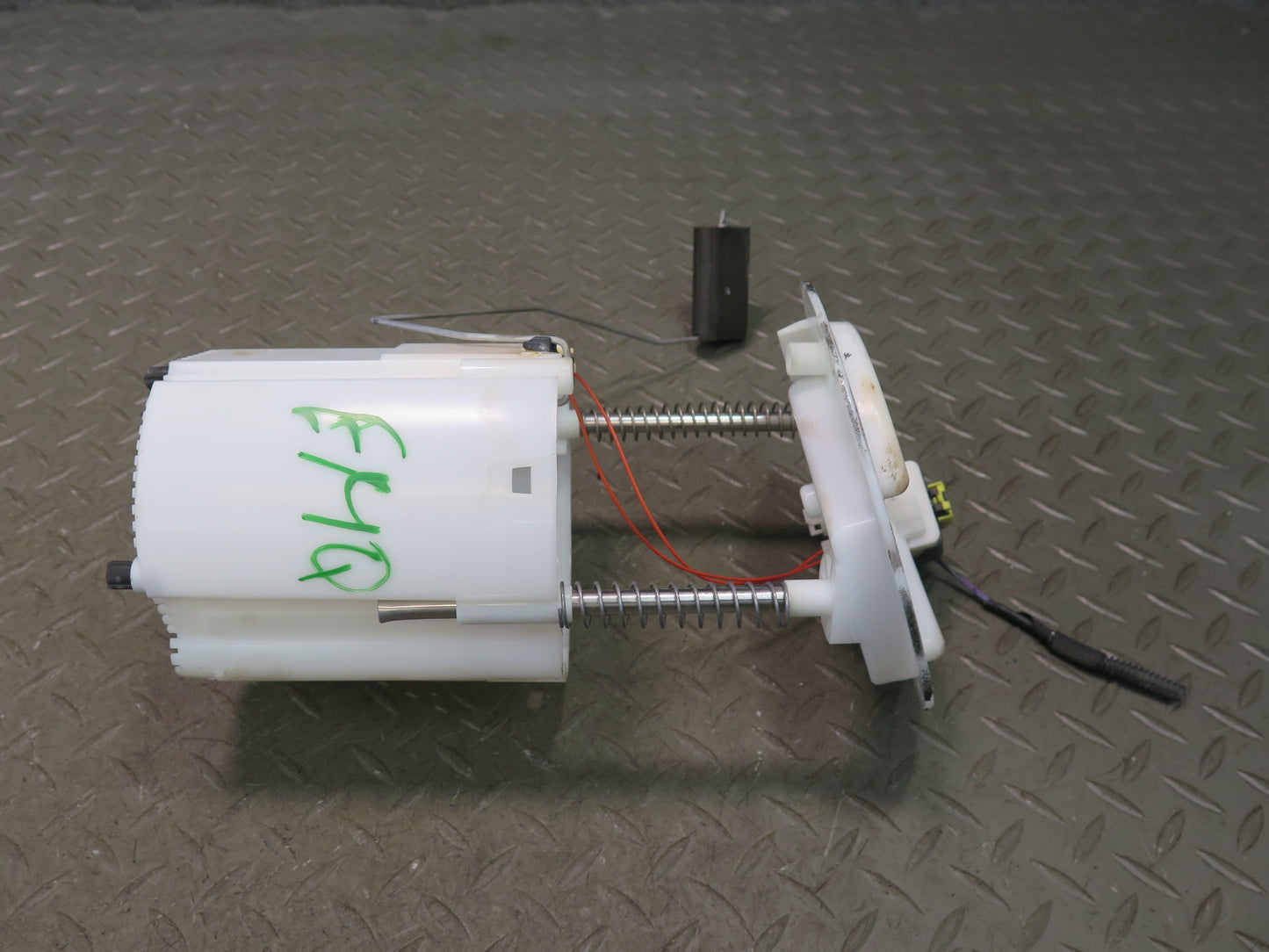 2014-2021 Maserati Quattroporte SQ4 M156 3.0L Fuel Pump Level Sending Unit Set