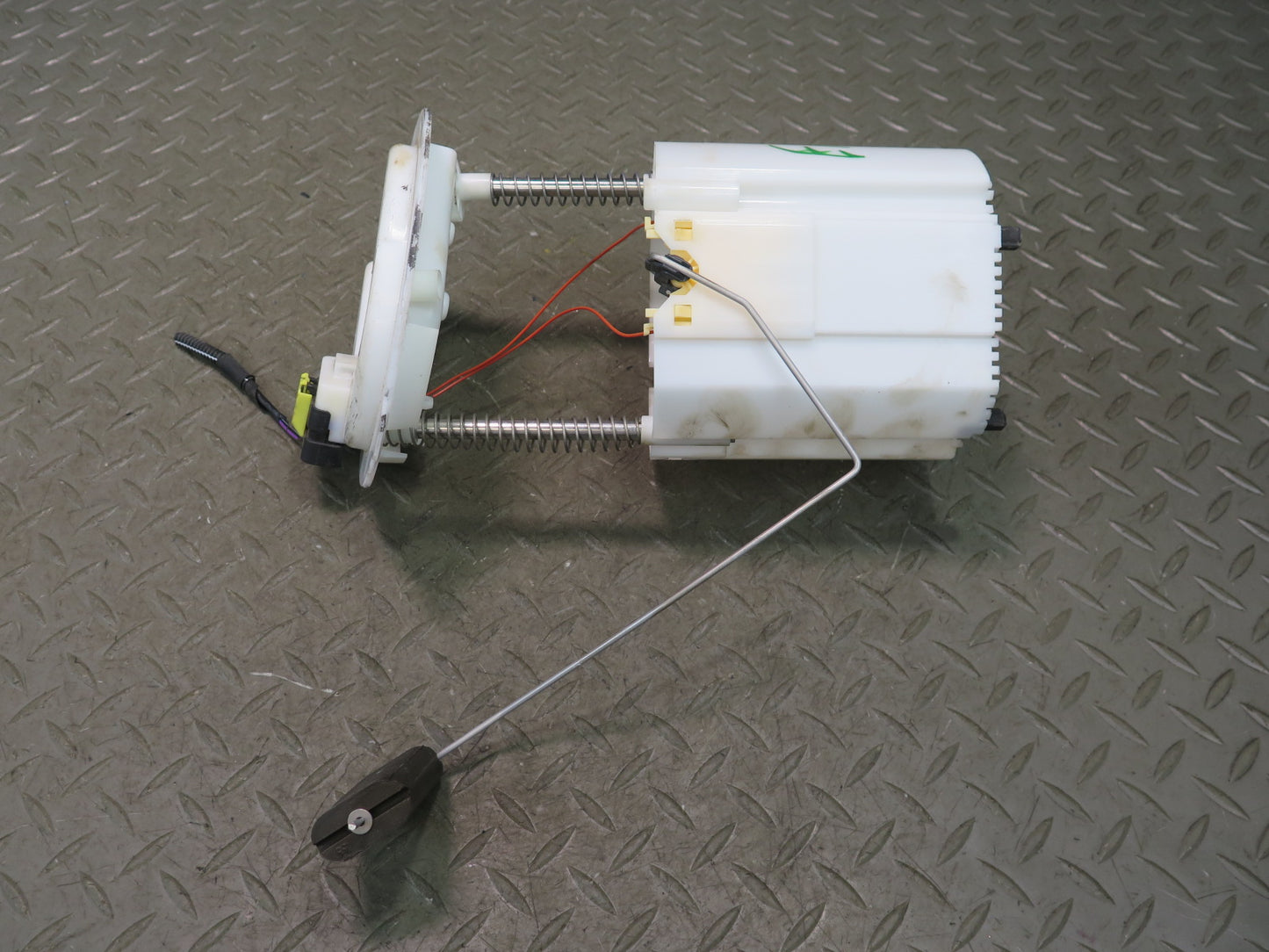 2014-2021 Maserati Quattroporte SQ4 M156 3.0L Fuel Pump Level Sending Unit Set