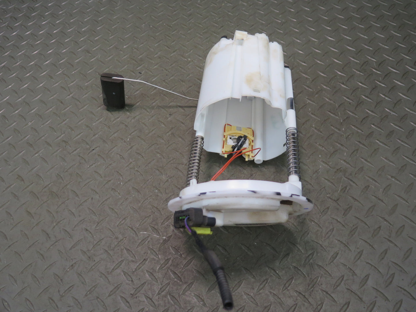 2014-2021 Maserati Quattroporte SQ4 M156 3.0L Fuel Pump Level Sending Unit Set