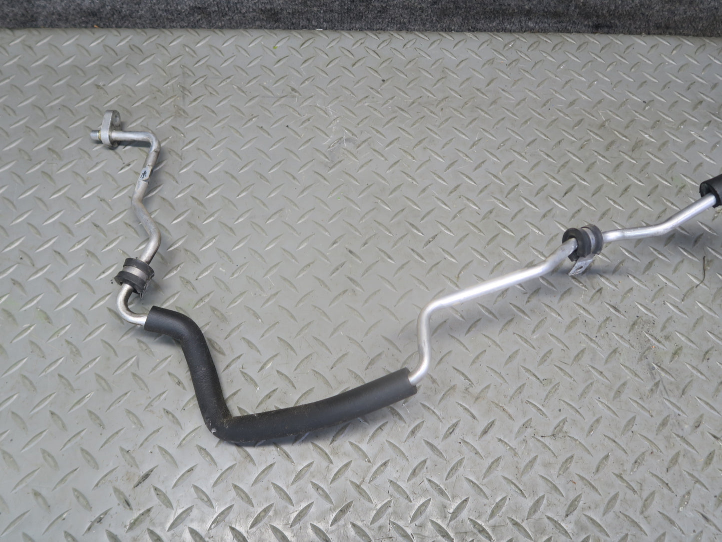 2017-2021 Maserati Quattroporte SQ4 M156 A/C Air Condition Hose Pipe Line Set