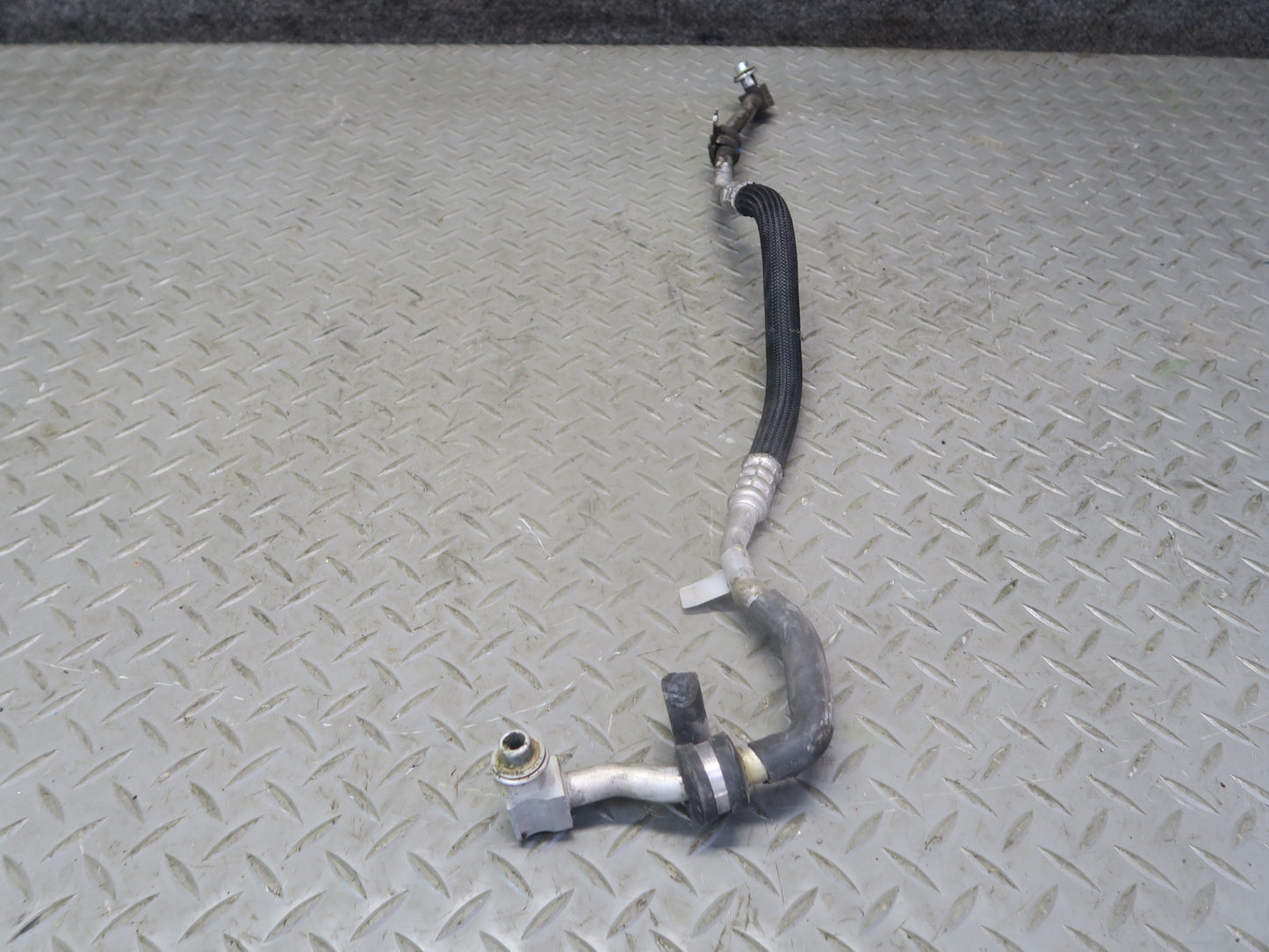 2017-2021 Maserati Quattroporte SQ4 M156 A/C Air Condition Hose Pipe Line Set