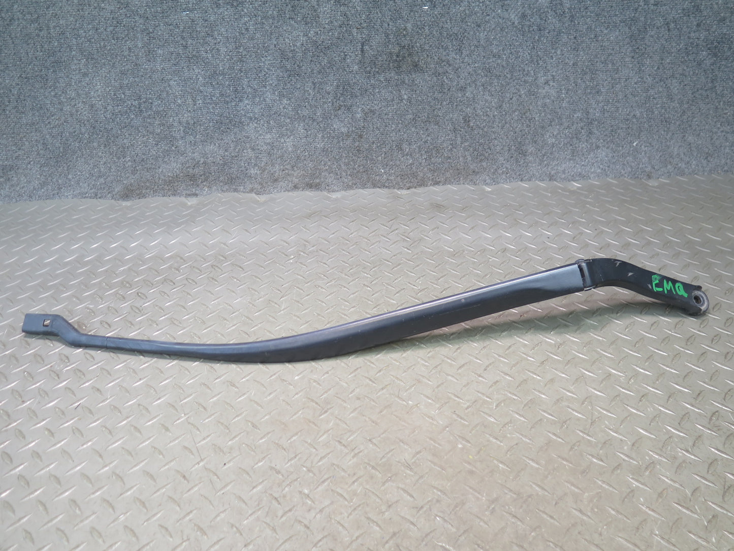 2014-2021 Maserati Quattroporte M156 Front Windshield Left & Right Wiper Arm Set
