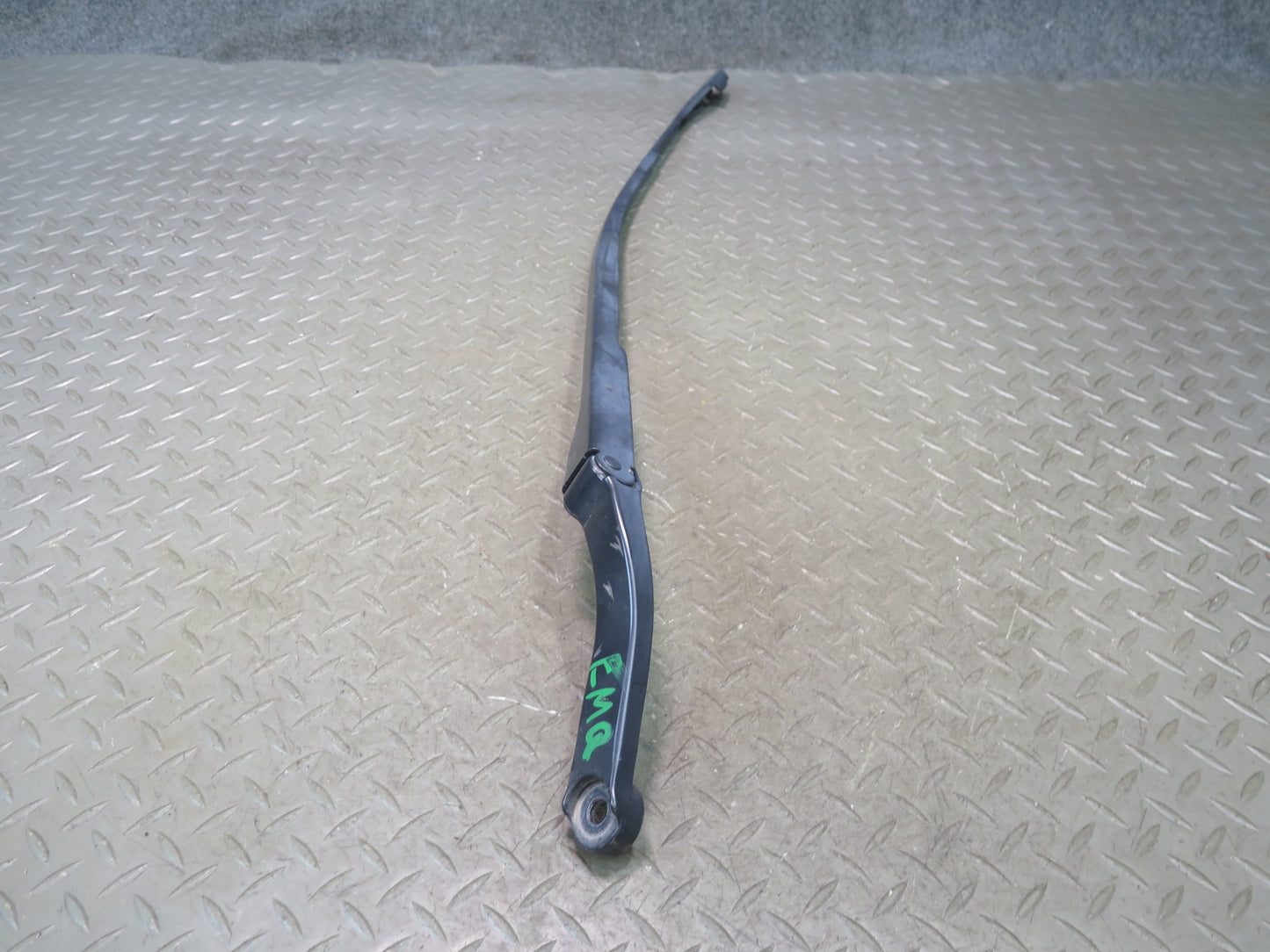 2014-2021 Maserati Quattroporte M156 Front Windshield Left & Right Wiper Arm Set