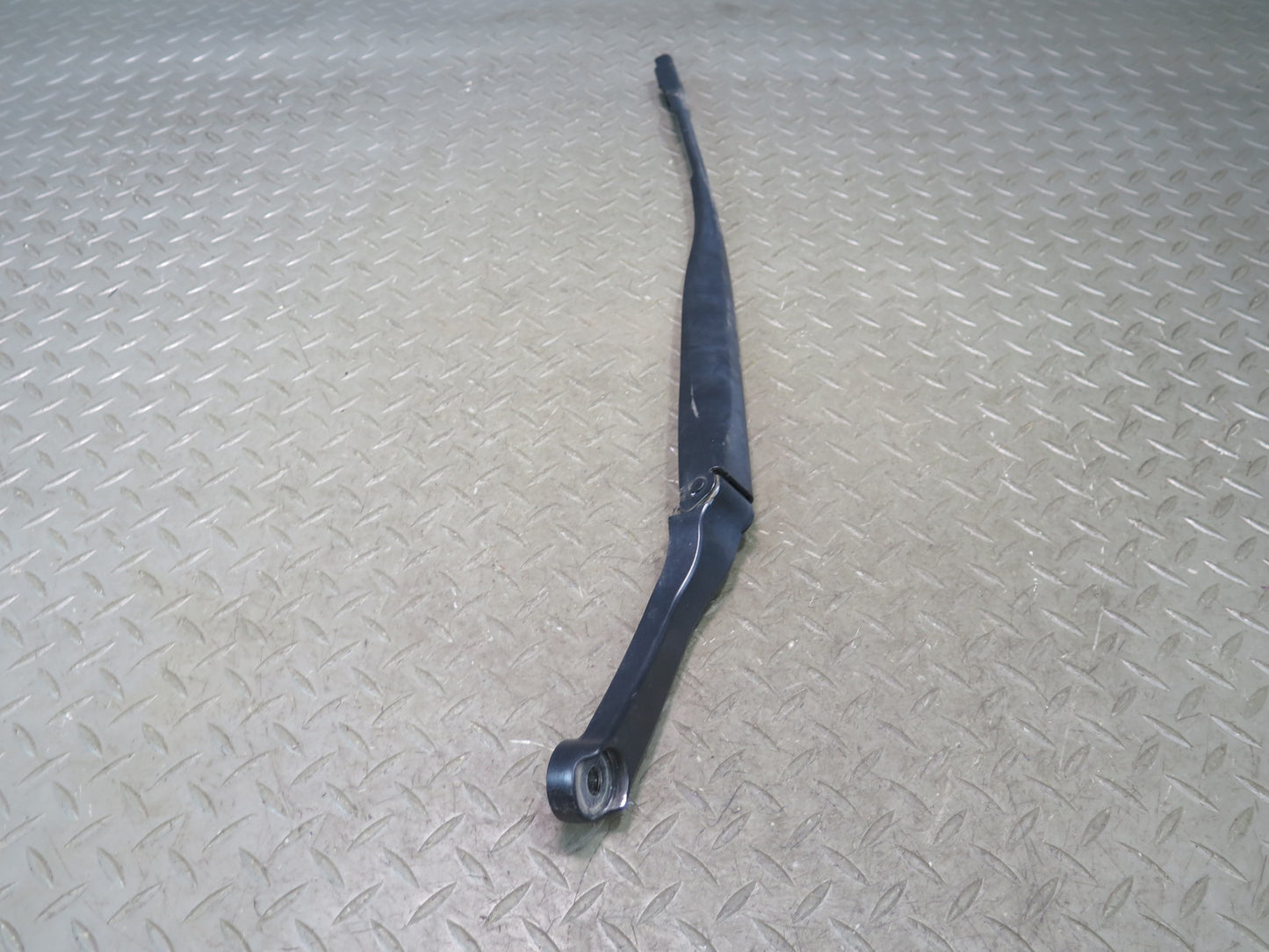 2014-2021 Maserati Quattroporte M156 Front Windshield Left & Right Wiper Arm Set