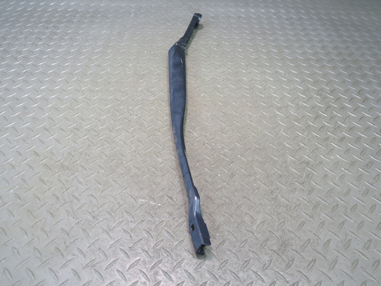 2014-2021 Maserati Quattroporte M156 Front Windshield Left & Right Wiper Arm Set