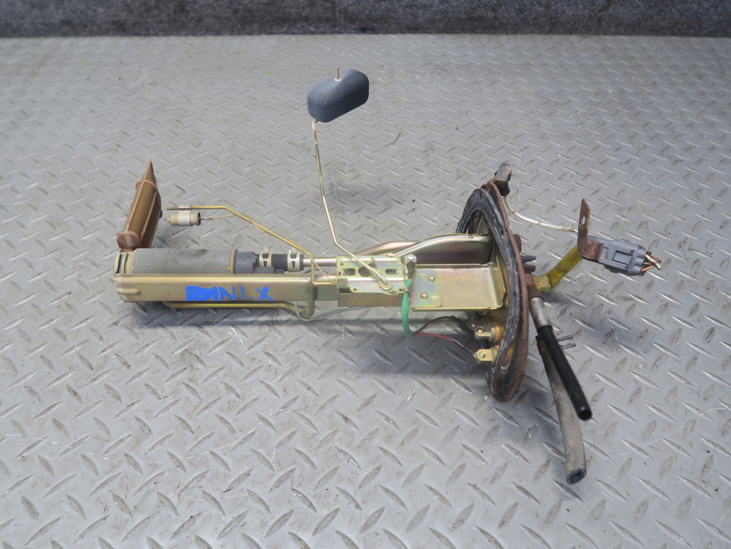 1996-1997 Lexus FZJ80L LX450 Fuel Pump Level Sensor Assembly