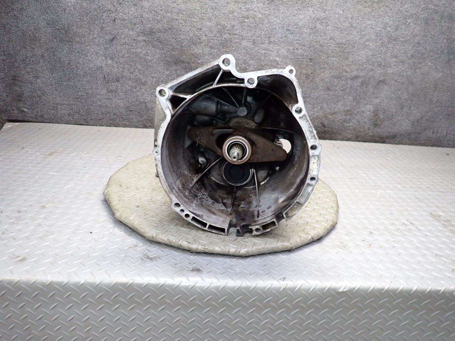 03-05 BMW E85 Z4 3.0L M54 GS6-37BZ Thea M/T Manual Transmission OEM