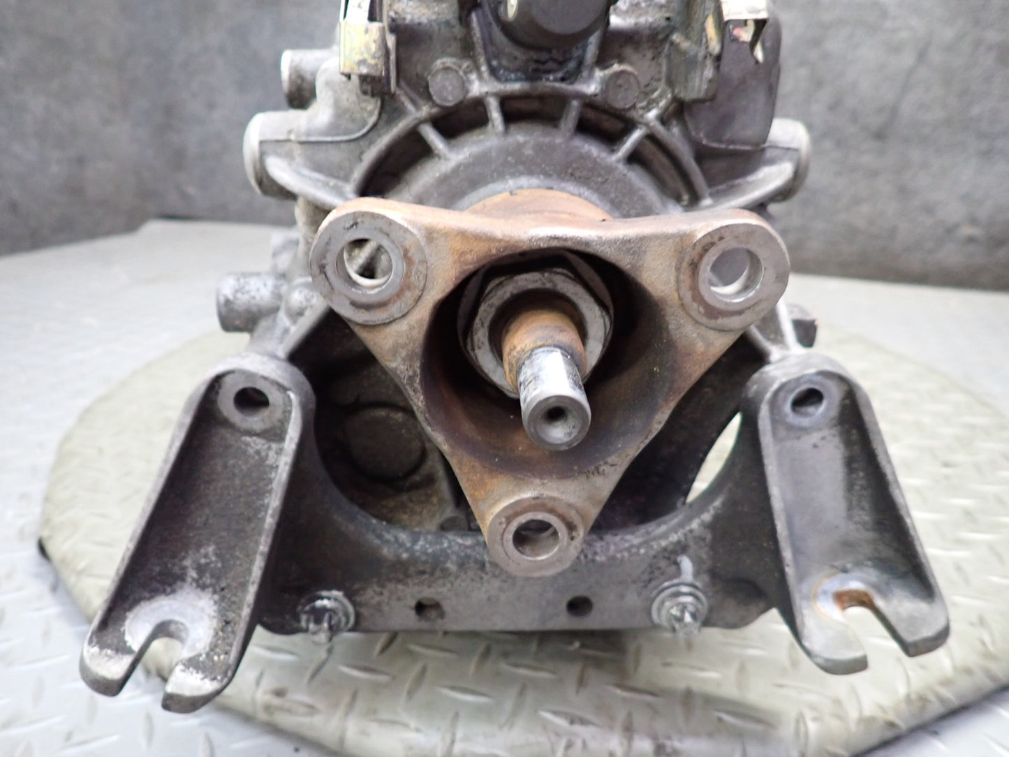 03-05 BMW E85 Z4 3.0L M54 GS6-37BZ Thea M/T Manual Transmission OEM