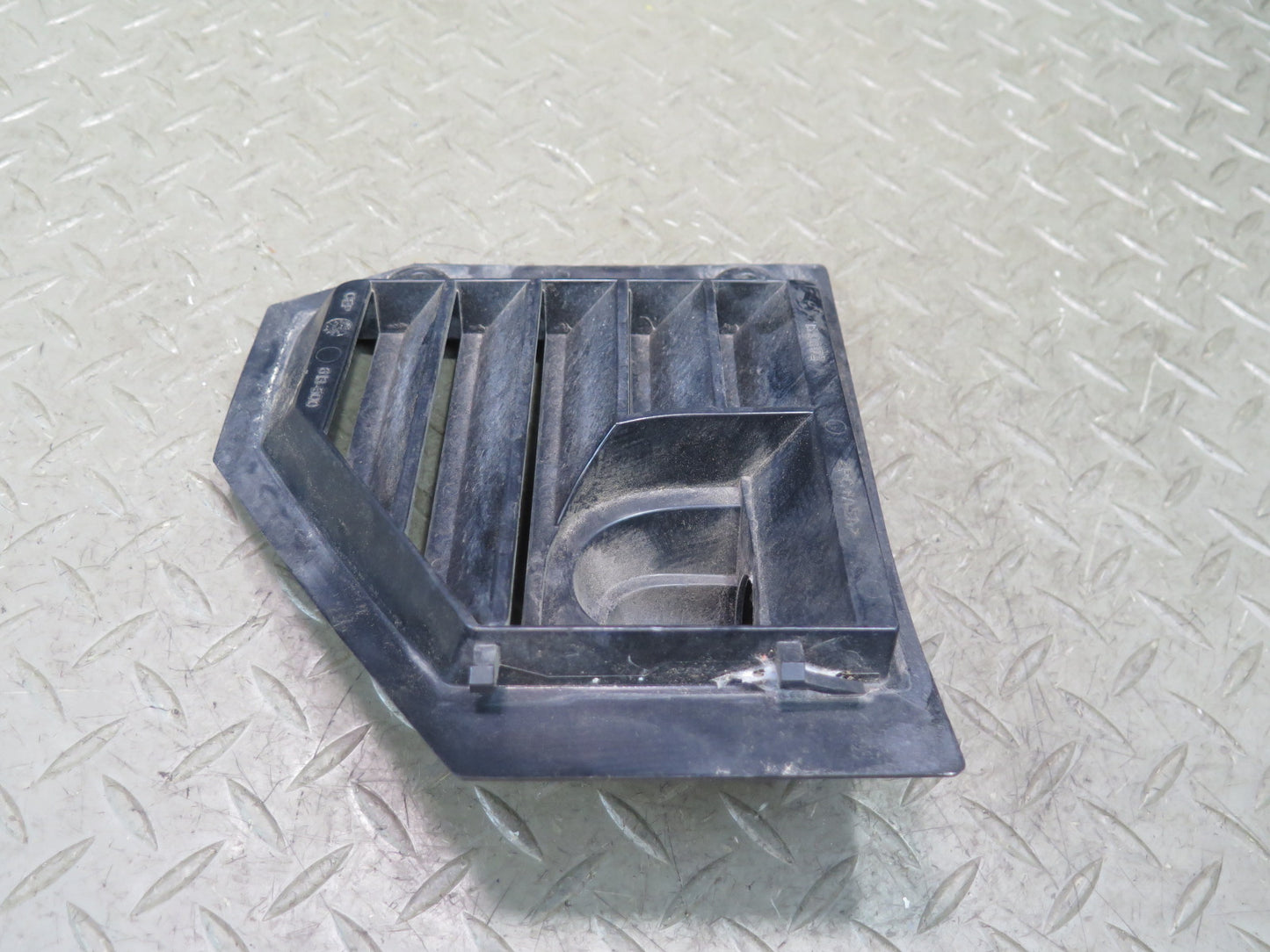 2003-2007 Hummer H2 Front Right Fender Trim Cover Panel