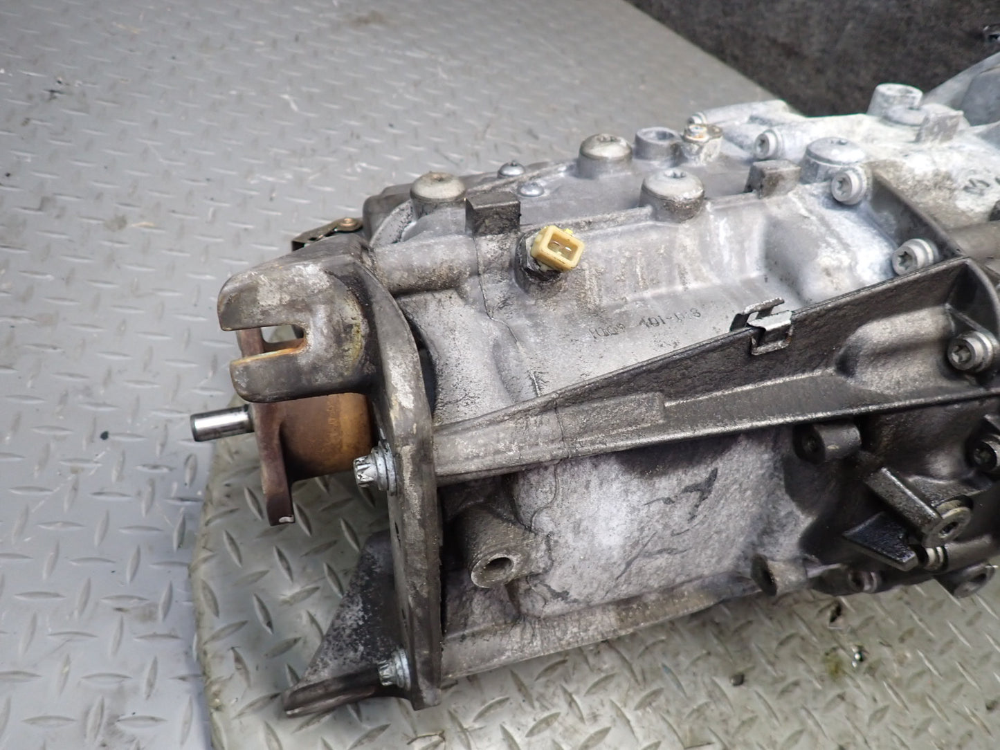 03-05 BMW E85 Z4 3.0L M54 GS6-37BZ Thea M/T Manual Transmission OEM