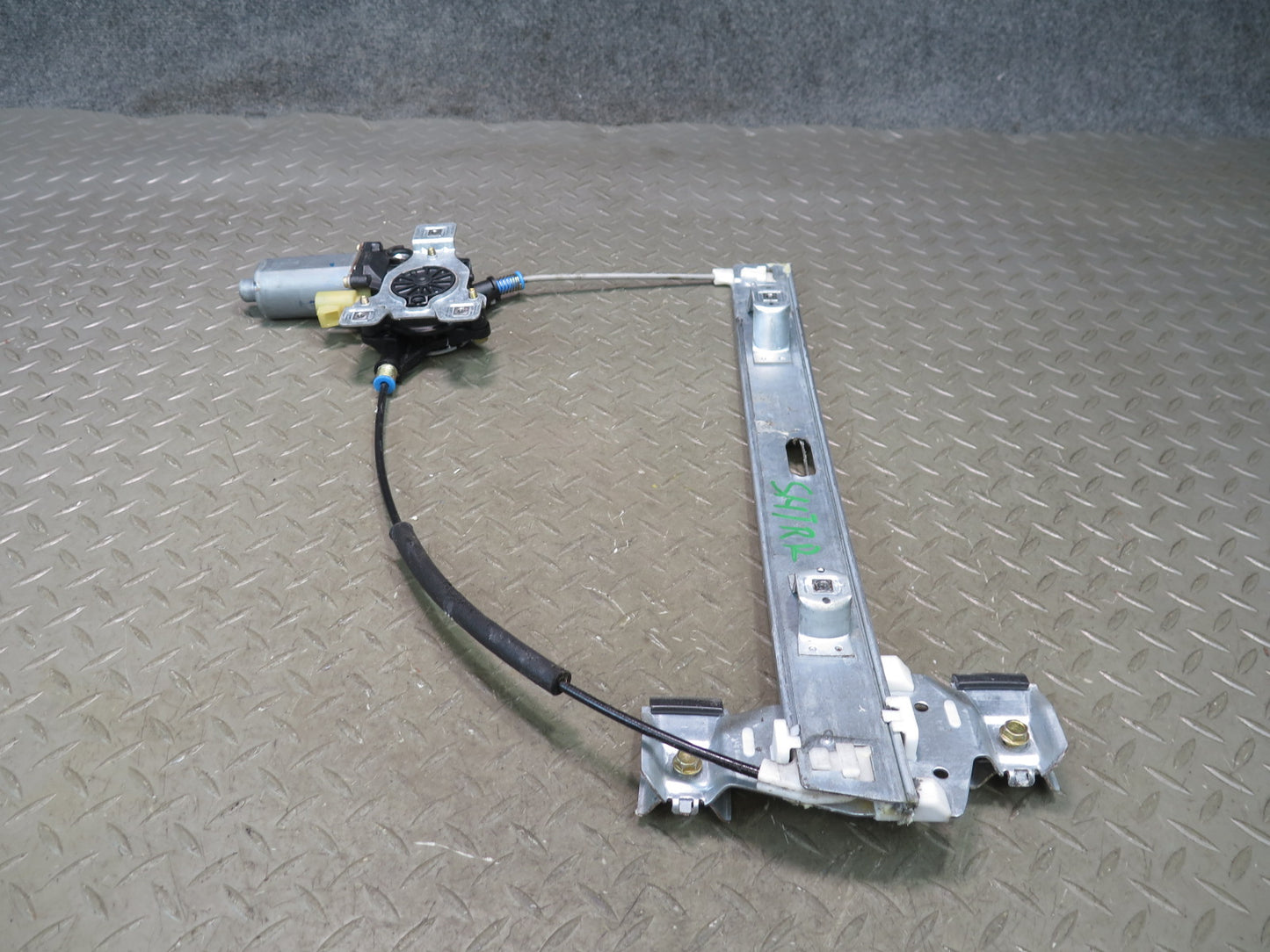 2003-2007 Hummer H2 Rear Right Door Window Regulator w Motor