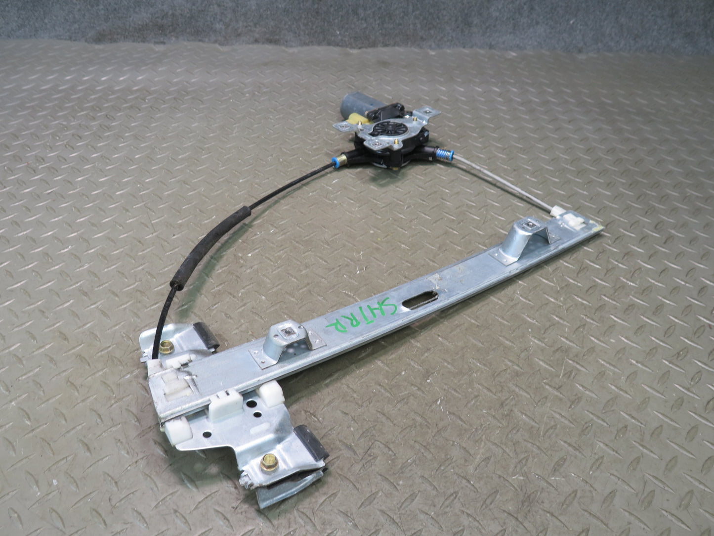 2003-2007 Hummer H2 Rear Right Door Window Regulator w Motor