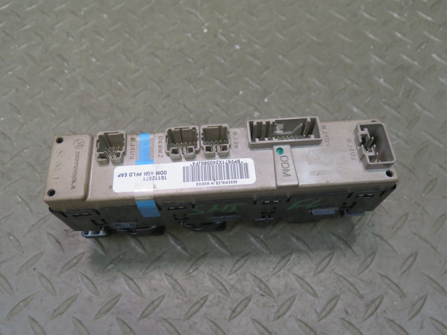 2003-2009 Hummer H2 Front Left Door Master Power Window Mirror Switch 15112971