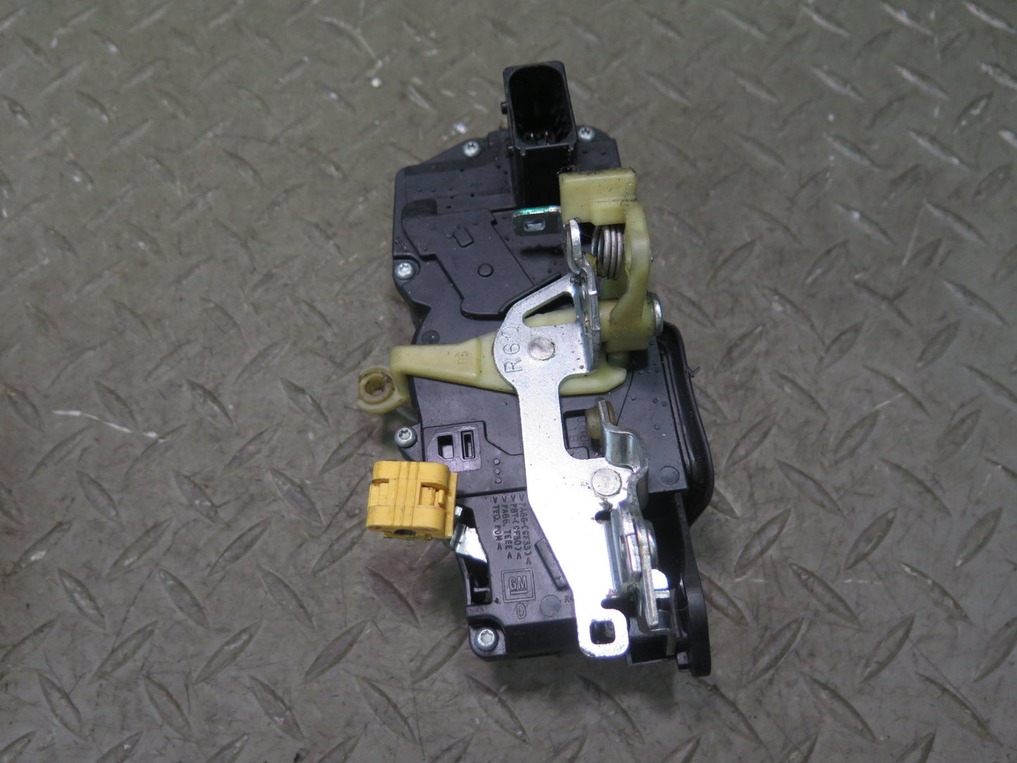 2003-2007 Hummer H2 Front Right Door Lock Latch Actuator