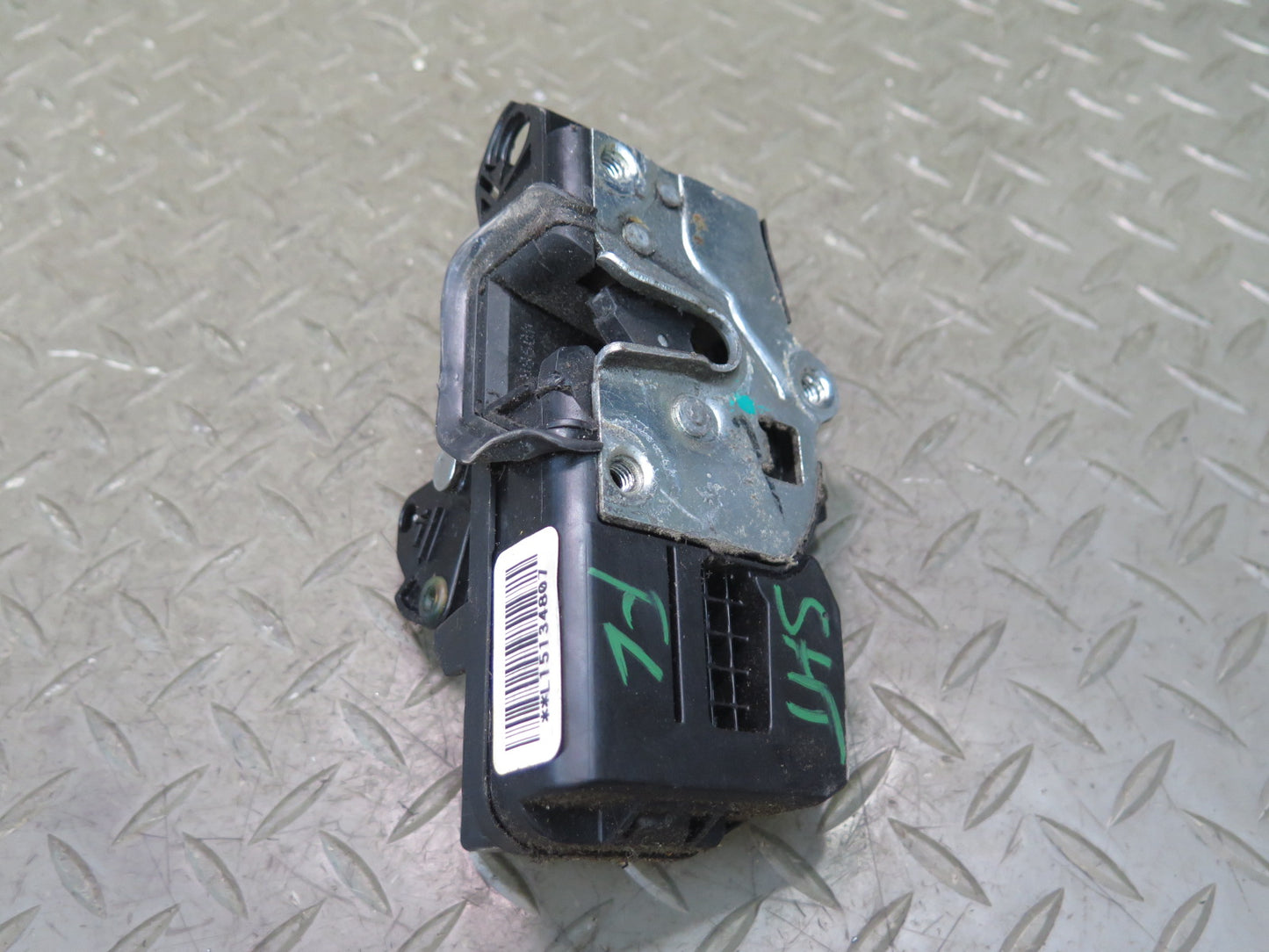 2003-2007 Hummer H2 Front Left Door Lock Latch Actuator
