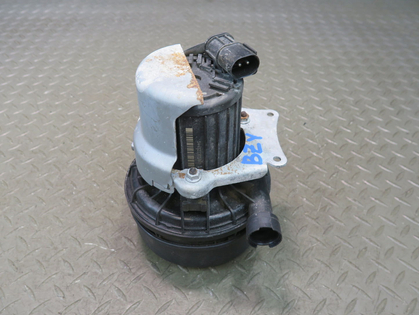 03-05 BMW E85 Z4 M54 Secondary Smog Air Injection Pump 7514953 OEM