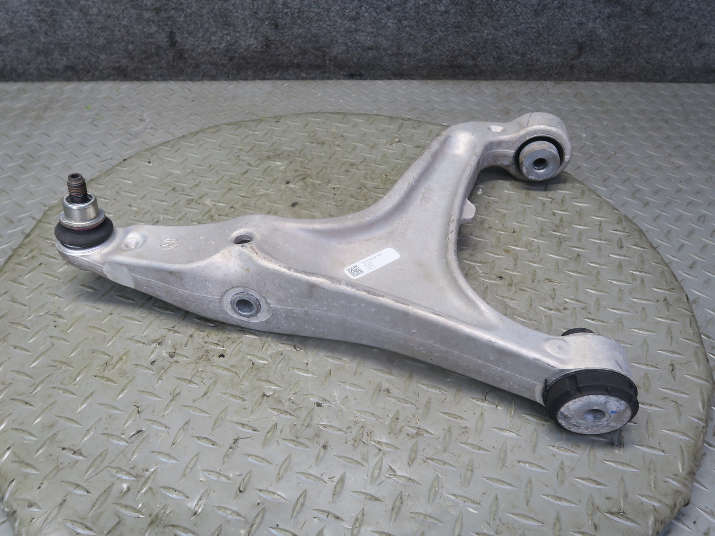 2017-2021 Maserati Quattroporte M156 Front Right Upper & Lower Control Arm Set