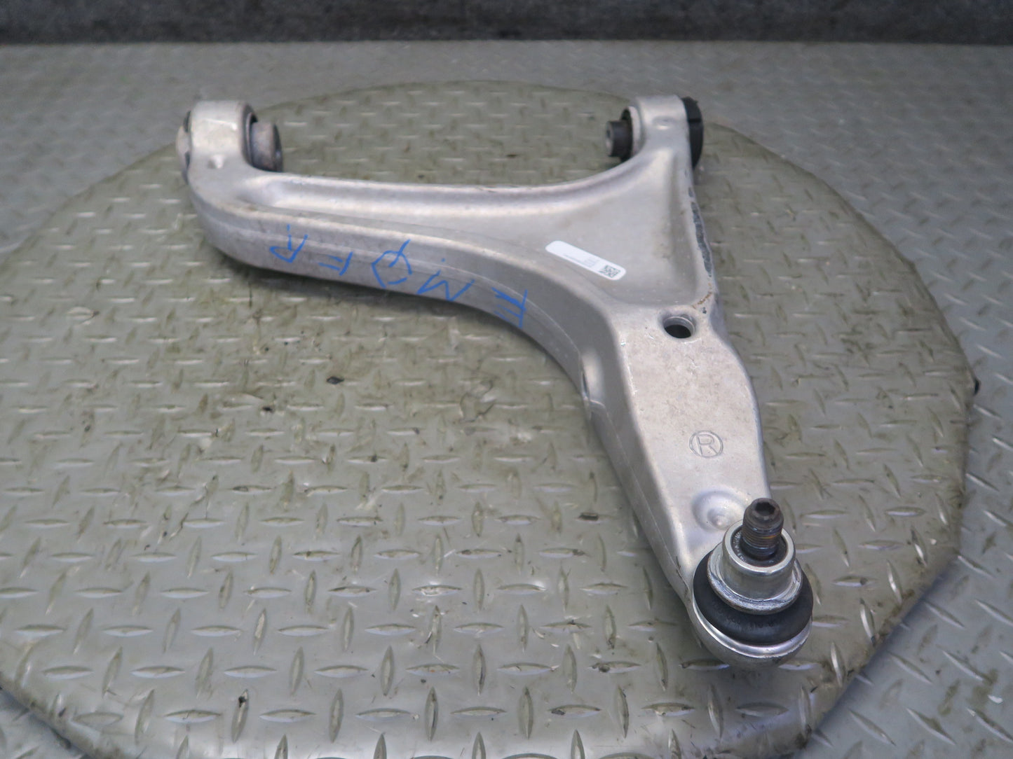 2017-2021 Maserati Quattroporte M156 Front Right Upper & Lower Control Arm Set