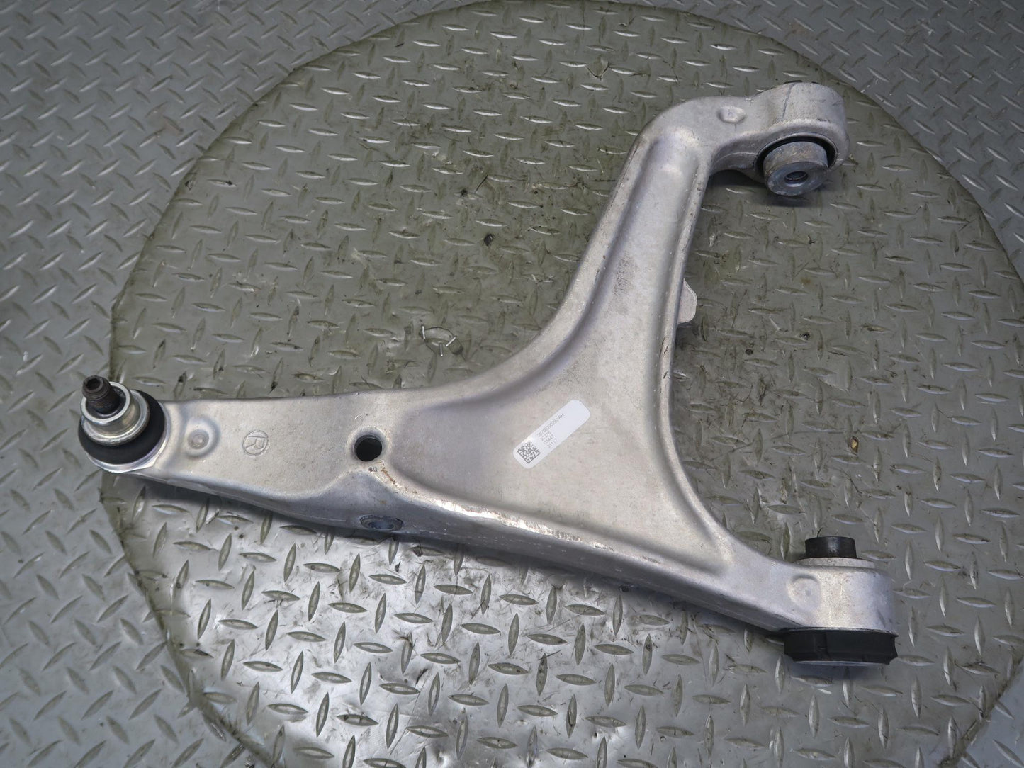 2017-2021 Maserati Quattroporte M156 Front Right Upper & Lower Control Arm Set