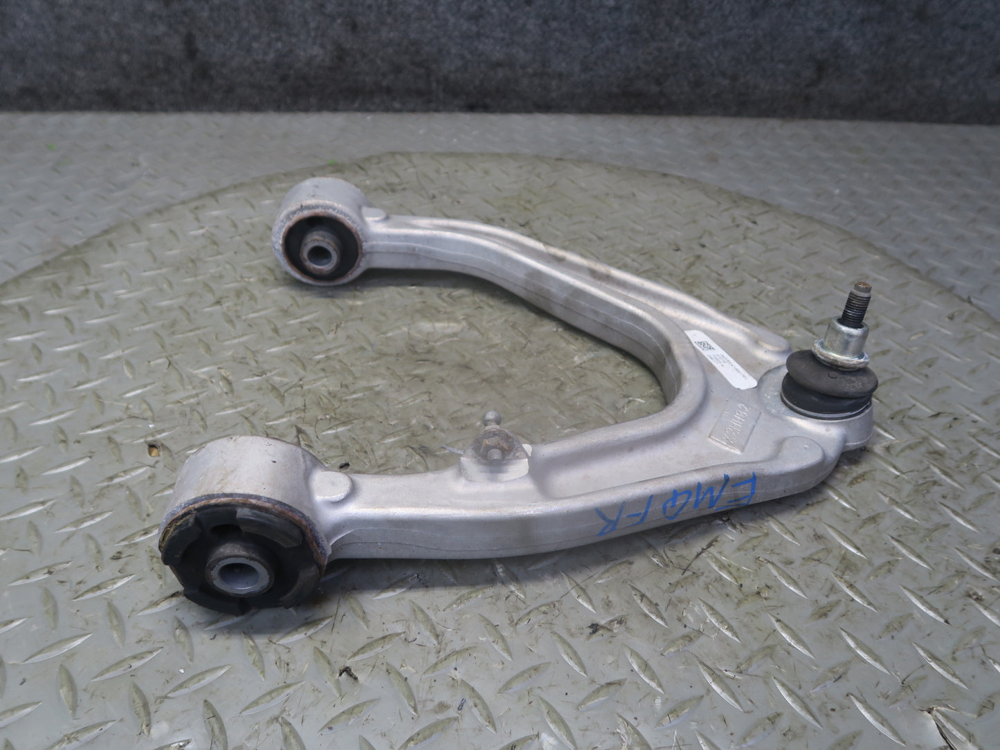 2017-2021 Maserati Quattroporte M156 Front Right Upper & Lower Control Arm Set