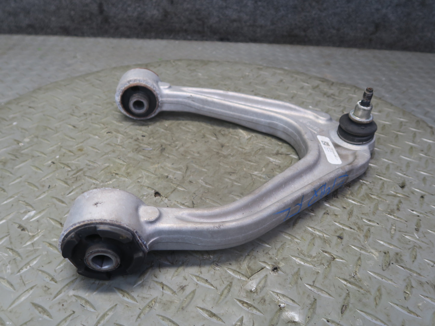 2017-2021 Maserati Quattroporte M156 Front Left Upper & Lower Control Arm Set