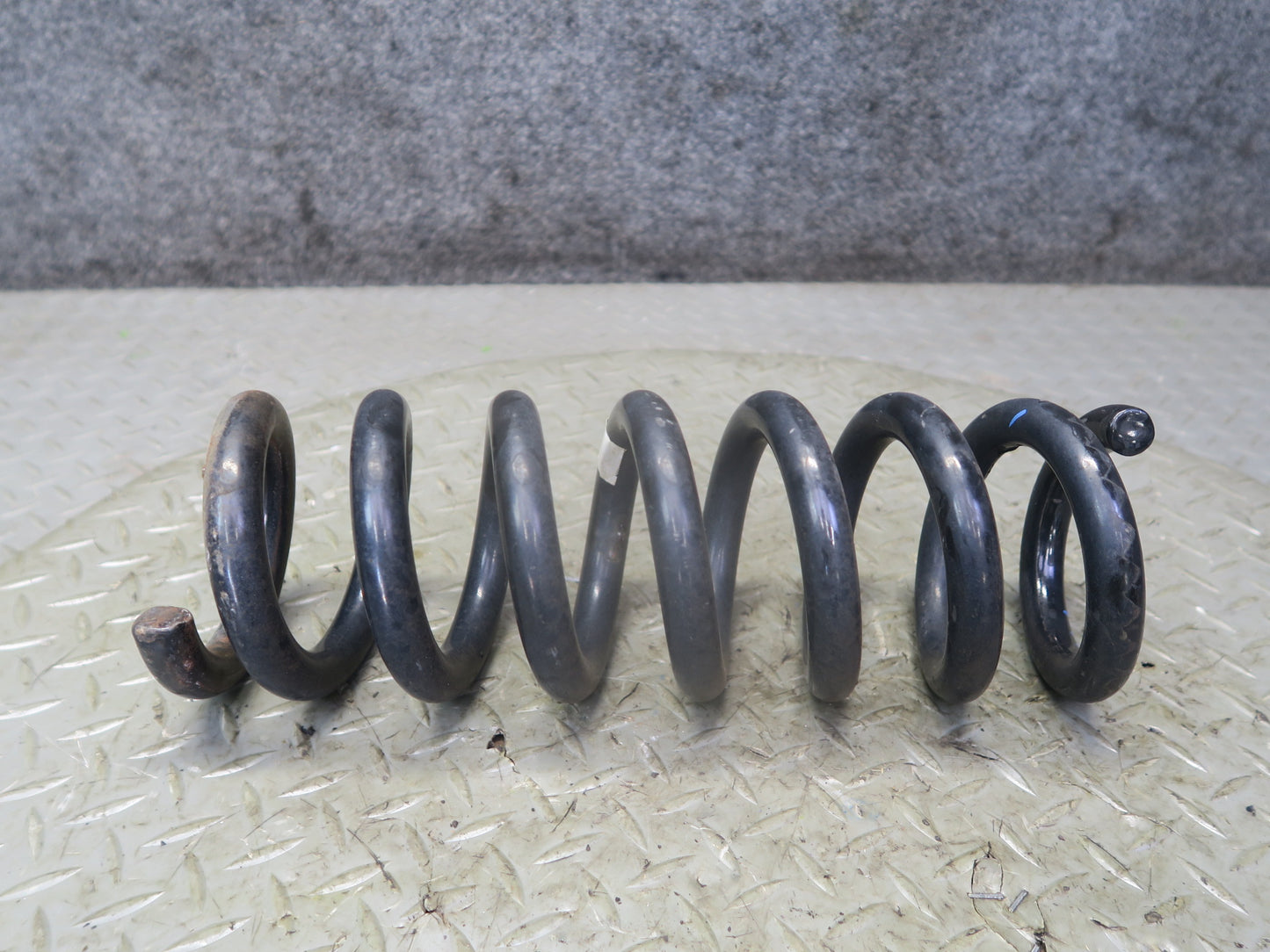 2017-2021 Maserati Quattroporte SQ4 M156 AWD Rear Left & Right Coil Spring Set
