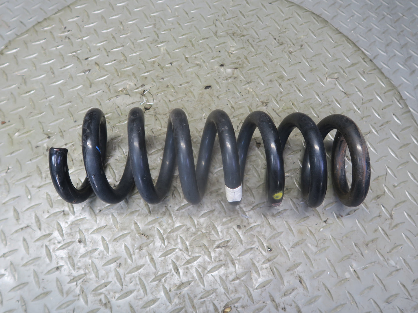 2017-2021 Maserati Quattroporte SQ4 M156 AWD Rear Left & Right Coil Spring Set
