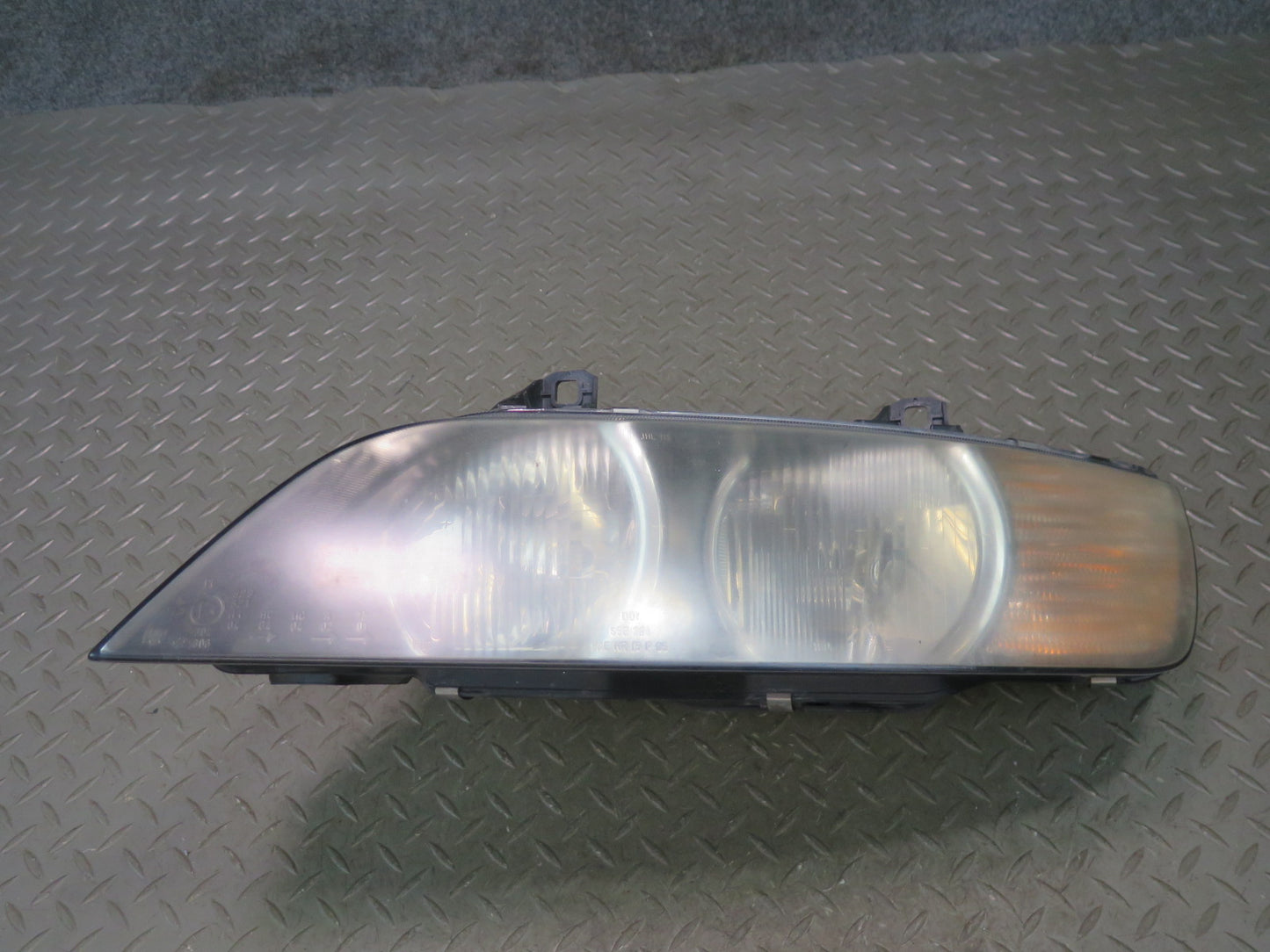00-02 BMW E36/7 Z3 Front Left Driver Side Halogen Headlight Lamp 8386047 OEM
