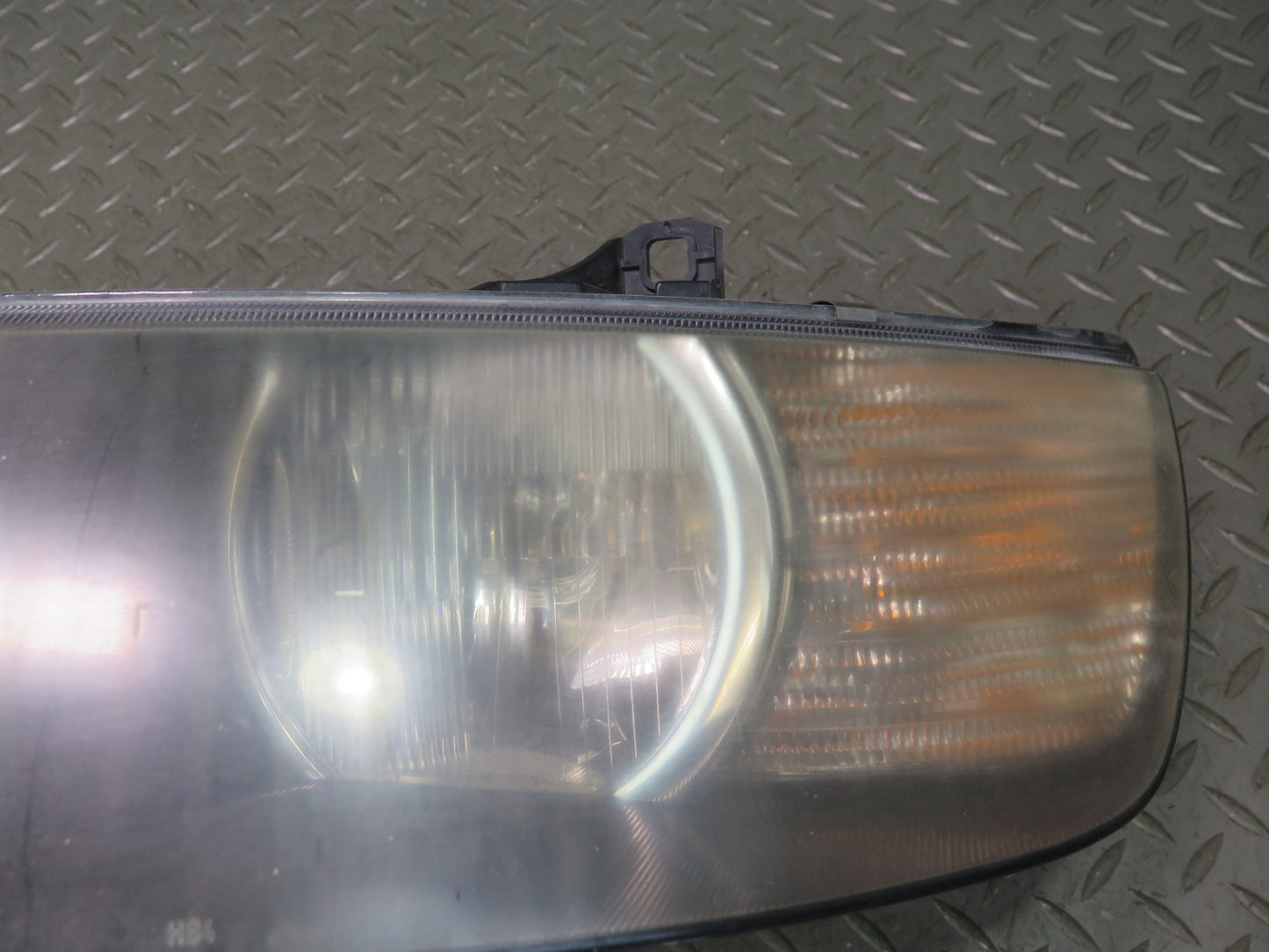 00-02 BMW E36/7 Z3 Front Left Driver Side Halogen Headlight Lamp 8386047 OEM