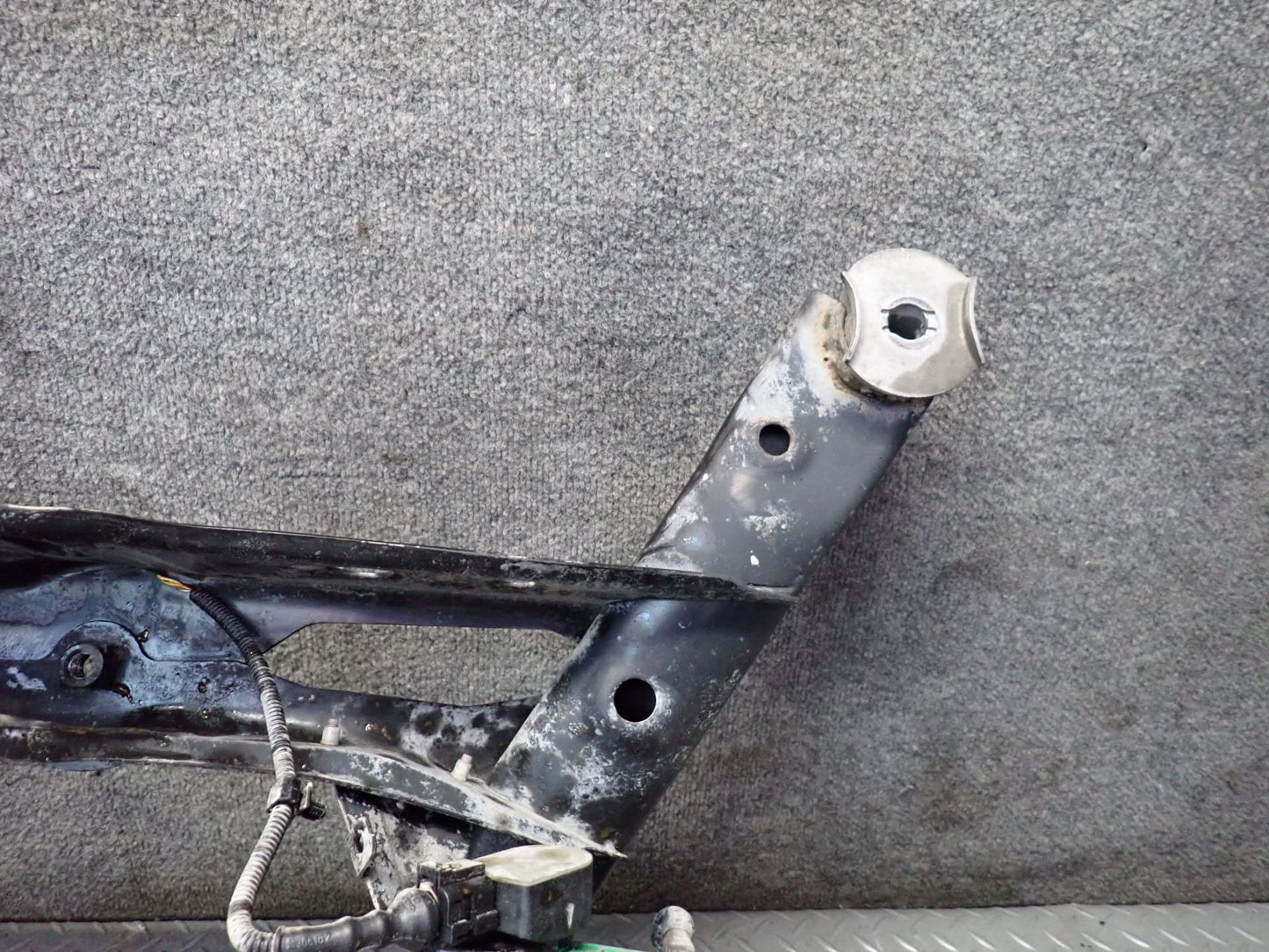 08-15 Audi TT S 8J Quattro Rear Subframe Crossmember Cradle 116K Miles OEM