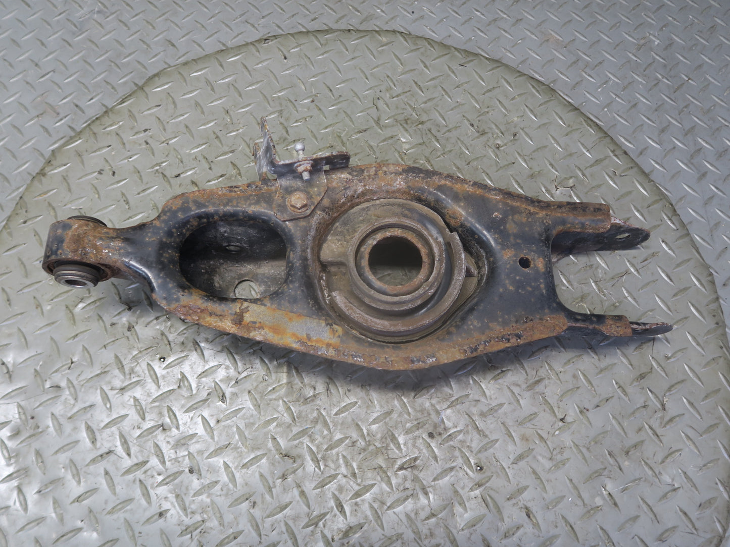 2017-2021 Maserati Quattroporte M156 Rear Right Upper & Lower Control Arm Set