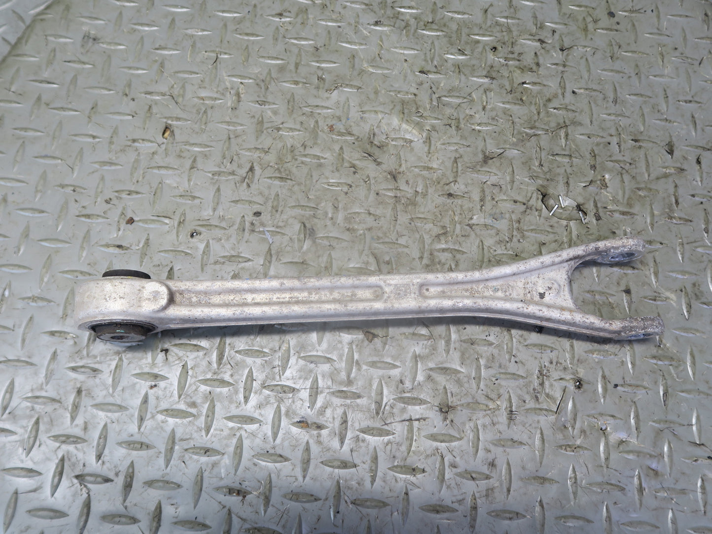 2017-2021 Maserati Quattroporte M156 Rear Right Upper & Lower Control Arm Set