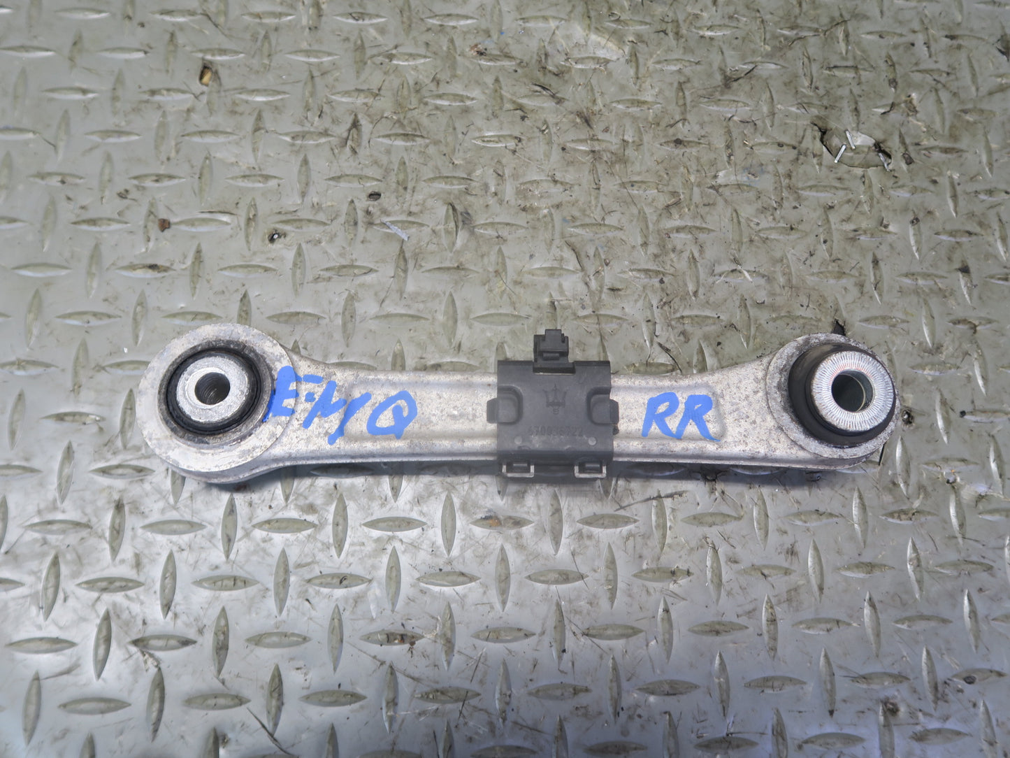 2017-2021 Maserati Quattroporte M156 Rear Right Upper & Lower Control Arm Set