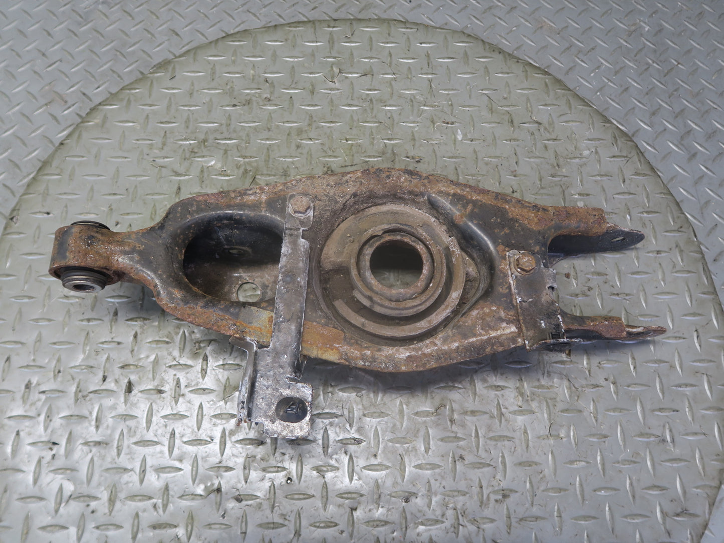 2017-2021 Maserati Quattroporte M156 Rear Left Upper & Lower Control Arm Set