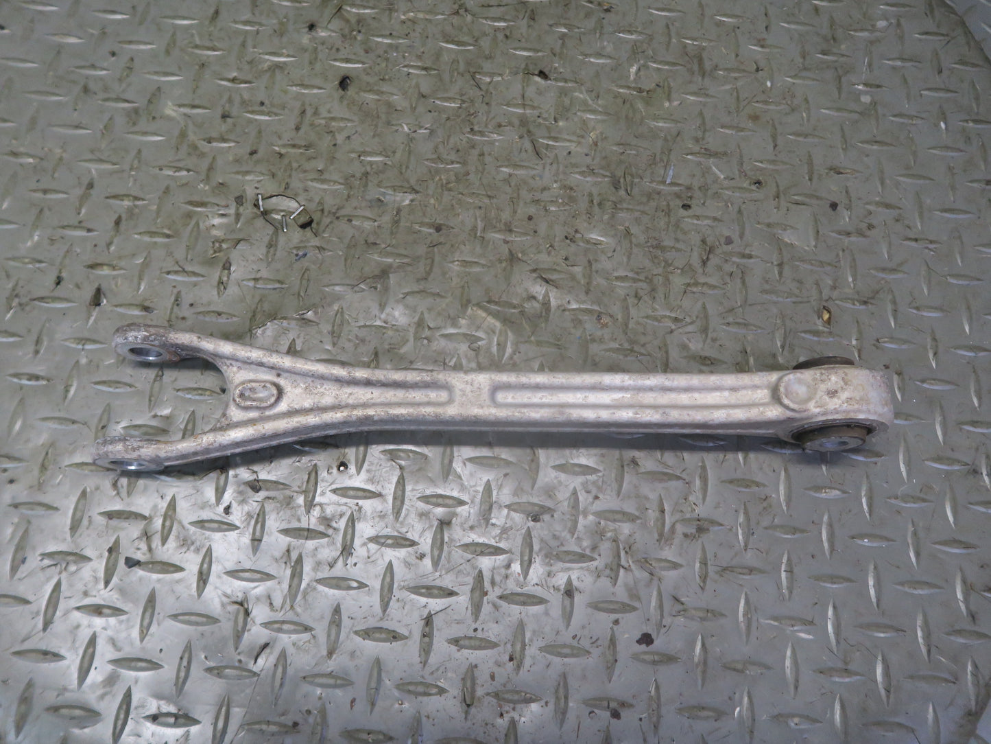 2017-2021 Maserati Quattroporte M156 Rear Left Upper & Lower Control Arm Set